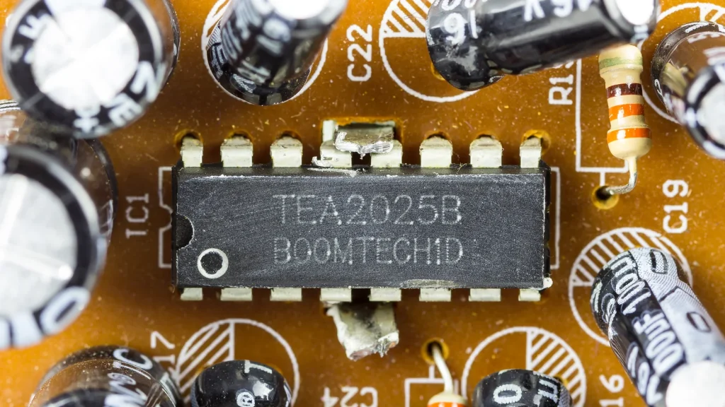Tea2025b speaker pcb